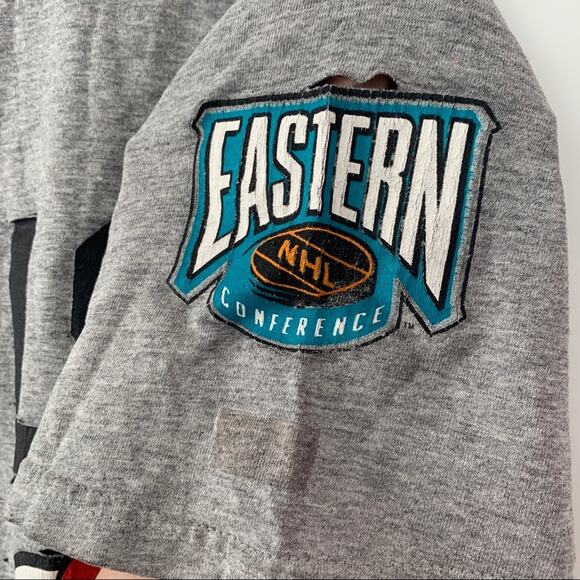 Vintage Lee Sport Devils Graphic NHL Football Tee New Jersey - Picture 6 of 7